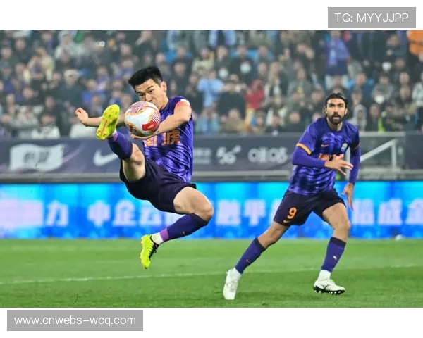 梅州客家两球落后追平，奥马尔松关键救主