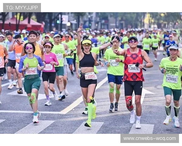 西藏举办首届高原马拉松,海拔5000米赛道吸引全球极限跑者 西藏举办首届高原马拉松,海拔5000米赛道吸引全球极限跑者